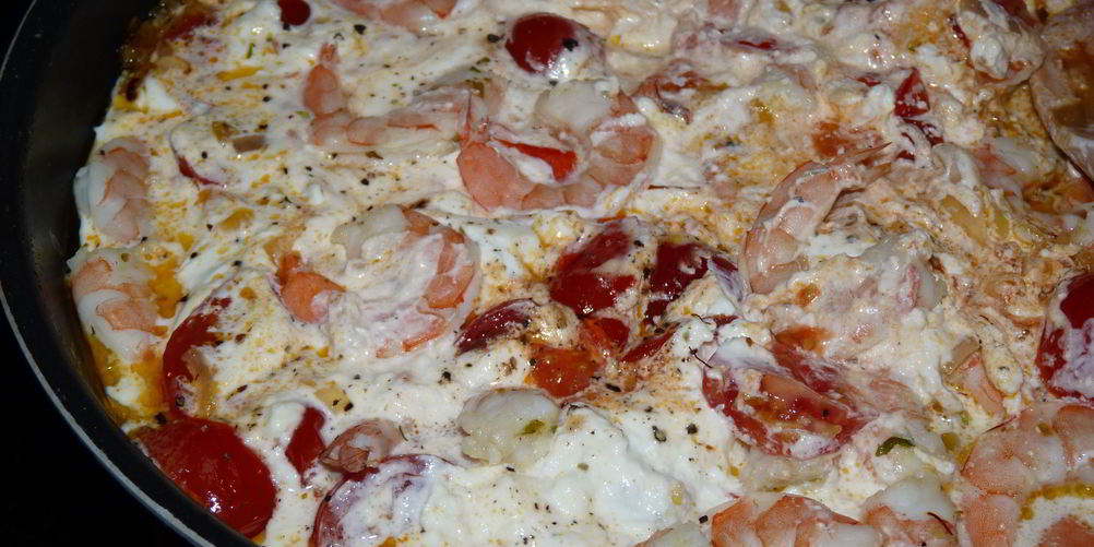 Рецепт креветки в сметанном соусе