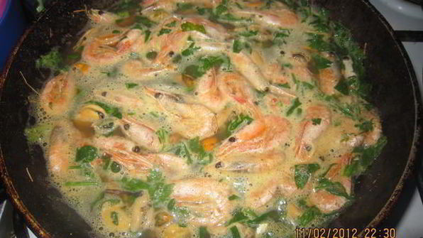 креветки в вином соусе