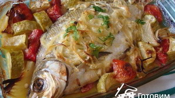 лещ под сметаной