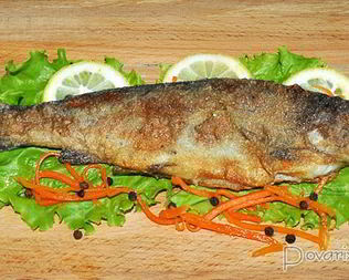 Речная форель, жаренная с майонезом