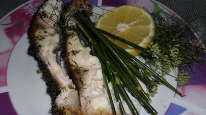 Рыба на подушке из фенхеля