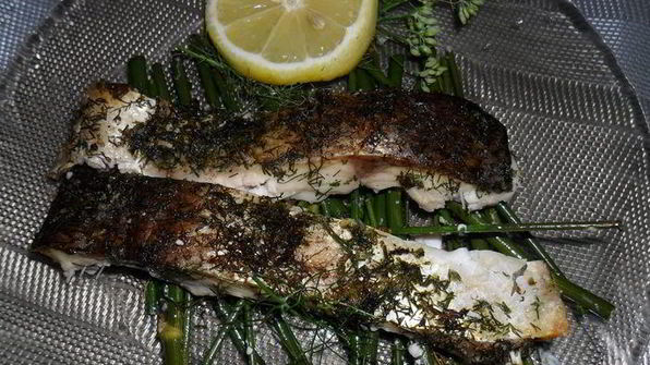 рыба на подушке из фенхеля