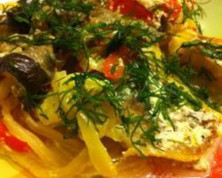 Рыба с баклажанами в горшочках