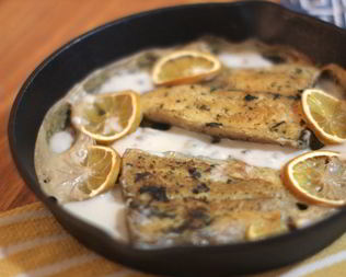 Рыба в сметанном соусе в духовке