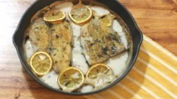 рыба в сметанном соусе в духовке