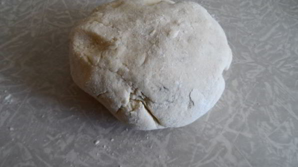 сибас запеченный в соленом тесте