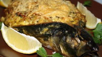 Скумбрия запеченная с картофелем под майонезем