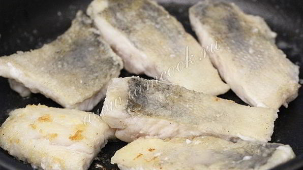 судак тушеный с овощами