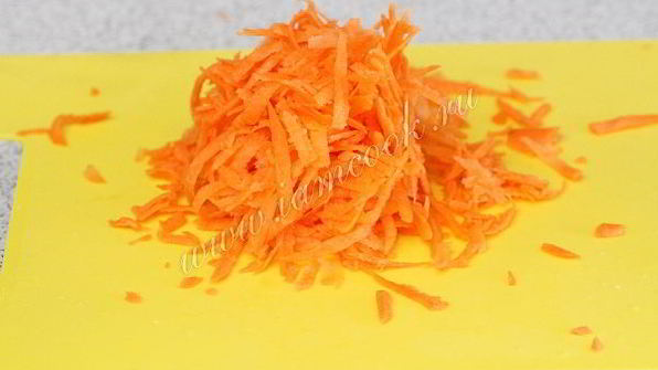 судак тушеный с овощами