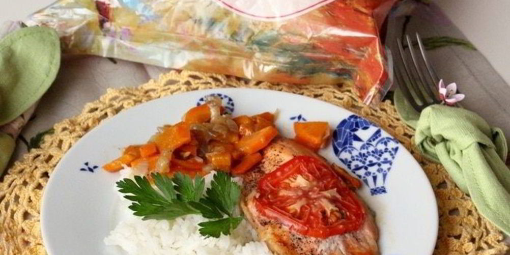 Рецепт тилапия на овощной подушке