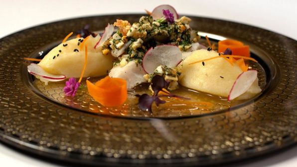 тилапия по-польски с нежным картофельным пюре