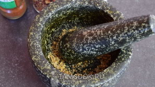 треска, запеченная по-гречески