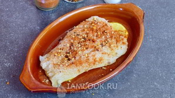 треска, запеченная по-гречески