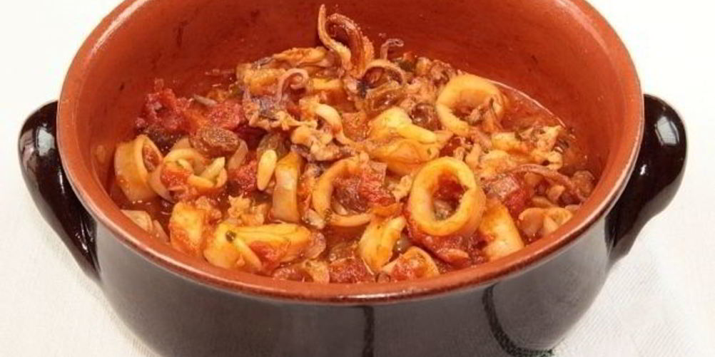 Рецепт тушеные кальмары в соусе