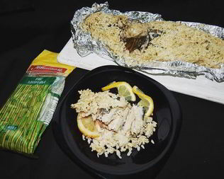 Запеченная скумбрия в рисовой шубке