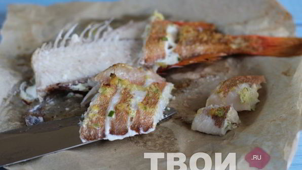 запеченный морской окунь