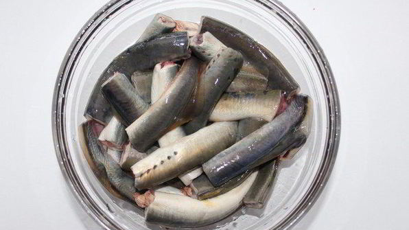 жареная минога в маринаде