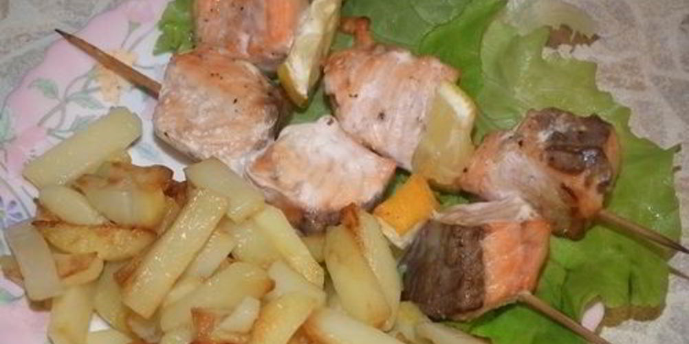 Рецепт домашний шашлык из семги с лимоном