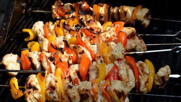 куриный шашлык, маринованный в йогурте
