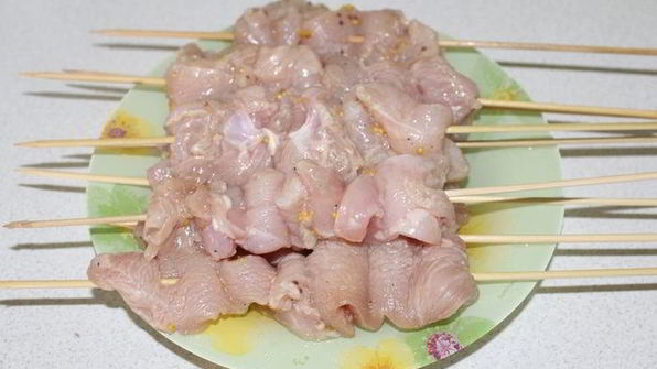 куриные шашлычки в соусе наршараб