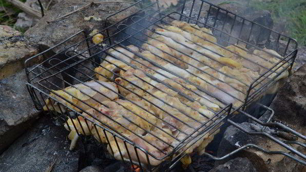 мясо на костре
