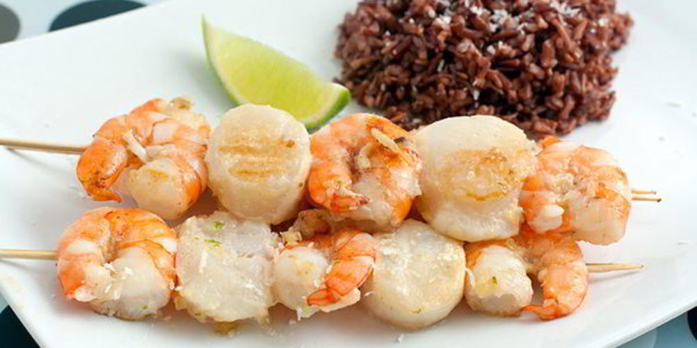 Рецепт шашлычки из гребешков и креветок