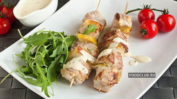 шашлычки из свиной вырезки с грушами