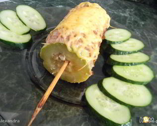 Шашлычки — кабачки с фаршем