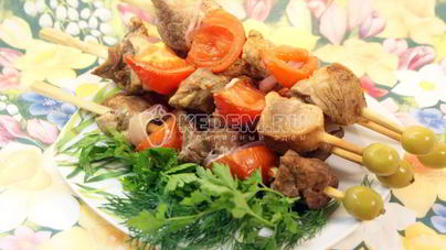 Шашлычки с помидорками в лимонном маринаде