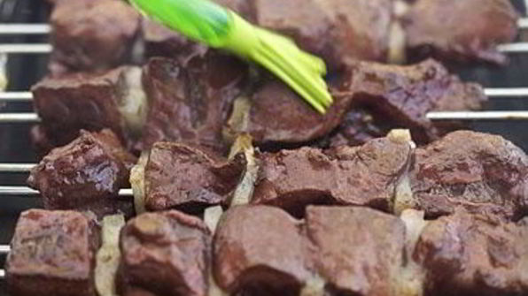 шашлык из говяжьей печени