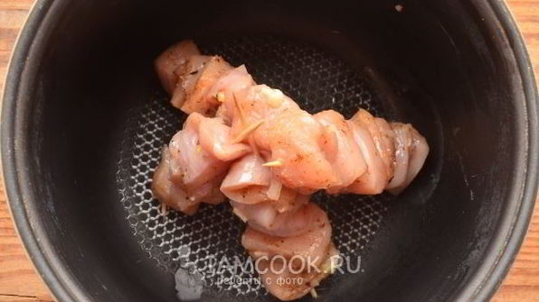 шашлык из курицы в мультиварке