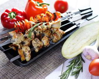 Шашлык из птицы в пряном маринаде