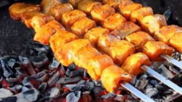 шашлык из семги на мангале