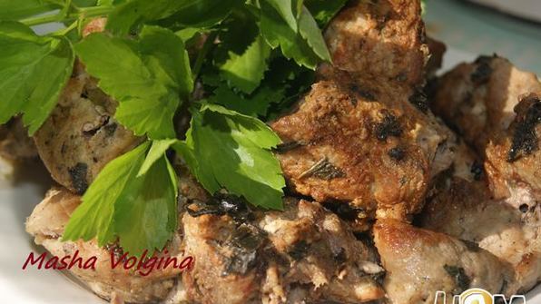 шашлык из свинины с базиликом