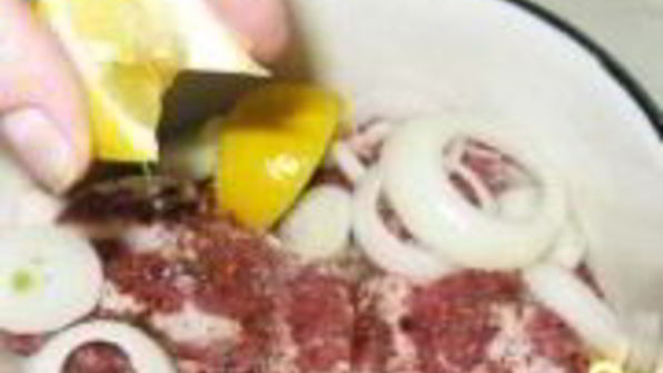 шашлык из свинины с лимоном