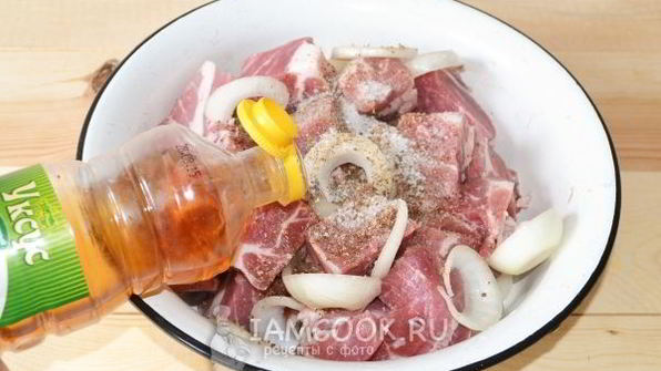 шашлык из свинины с уксусом