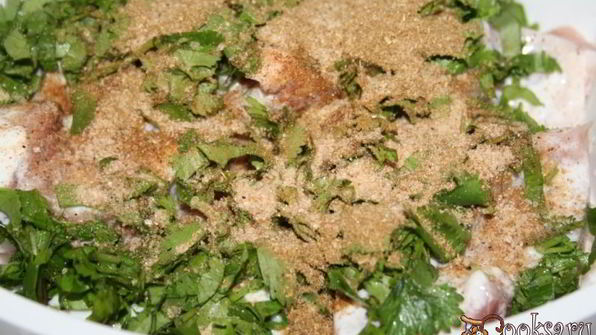 шашлык в кефирном маринаде с пряными травами