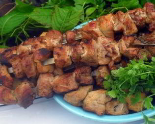 Шашлык в пивном маринаде с чабрецом