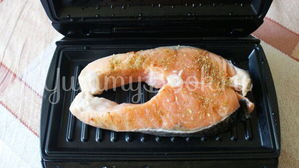 стейк из семги на гриле