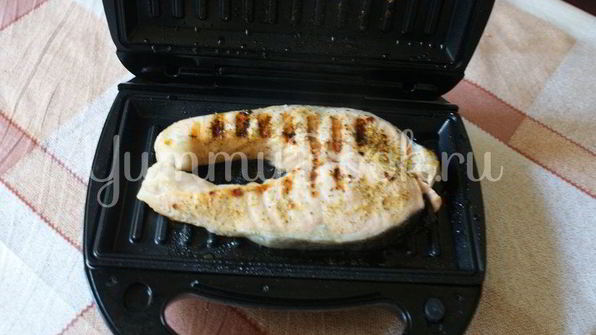 стейк из семги на гриле