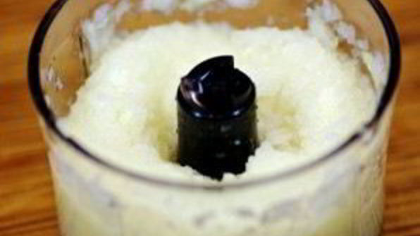 стейк, маринованный в луковом соке