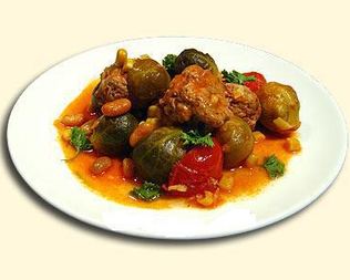 Брюссельськая капуста с тефтельками в соусе