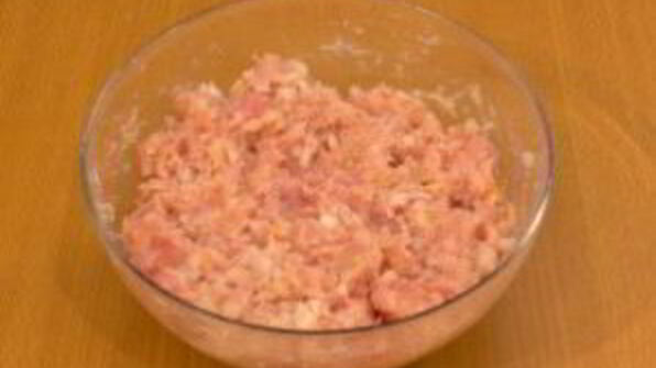 куриные тефтели под сливочным соусом