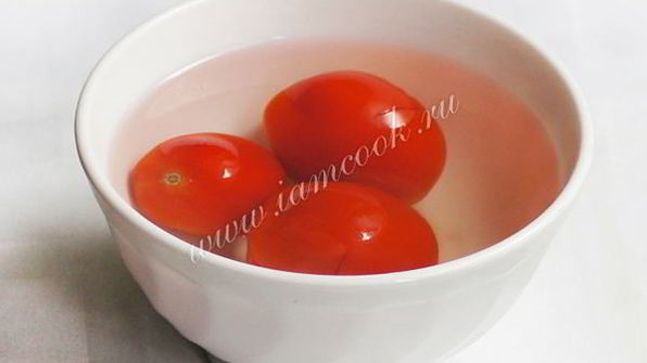 куриные тефтели с коричневым рисом в соусе