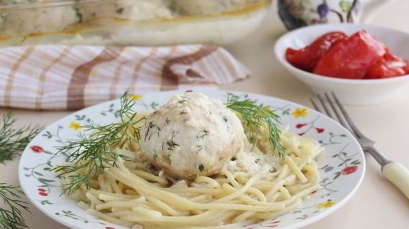 куриные тефтели в сливочном соусе в духовке