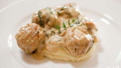 Куриные тефтели в сливочном соусе