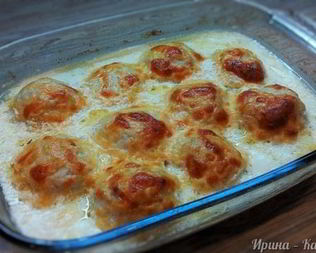 Куриные тефтели в сметанном соусе