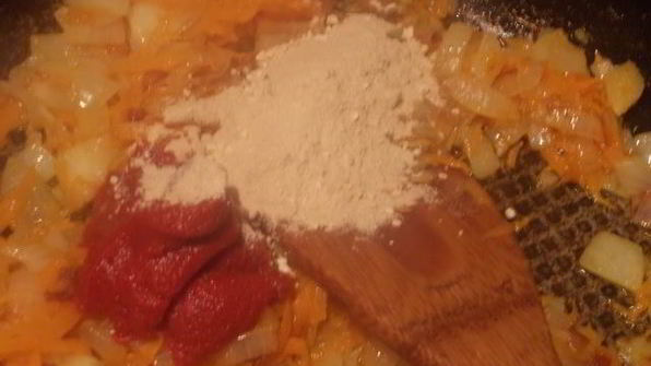 мясные тефтели с рисом, в томатном соусе ностальгия