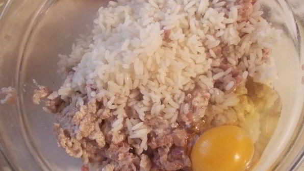 мясные тефтели с рисом, в томатном соусе ностальгия