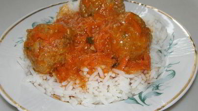 Тефтели из фарша с рисом